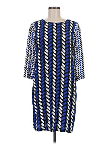 Nieves Lavi Casual Dress (view 1)