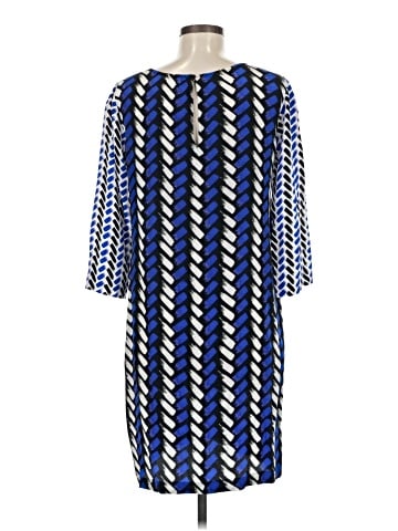 Nieves Lavi Casual Dress (view 2)