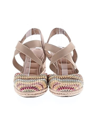 Kelly & Katie Wedges (view 2)