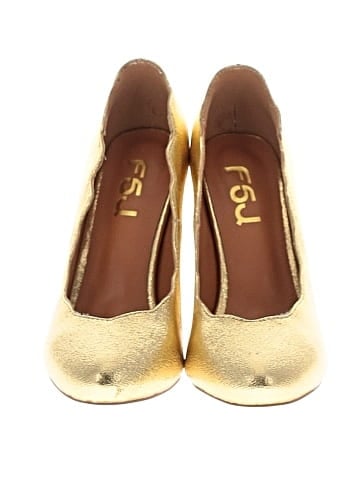 FSJ Heels (view 2)