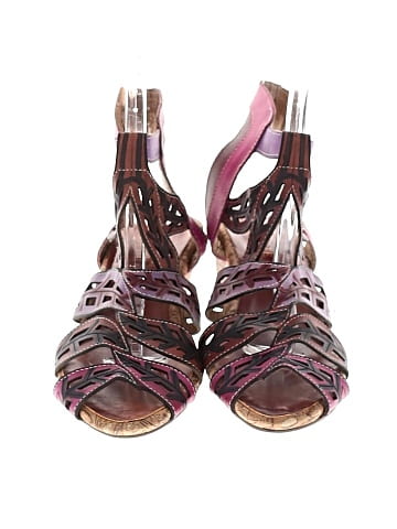 L'Artiste Wedges (view 2)