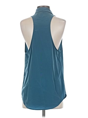 Kenar Sleeveless Blouse (view 2)