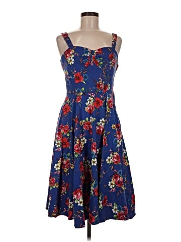 Hearts & Roses Casual Dress (view 1)