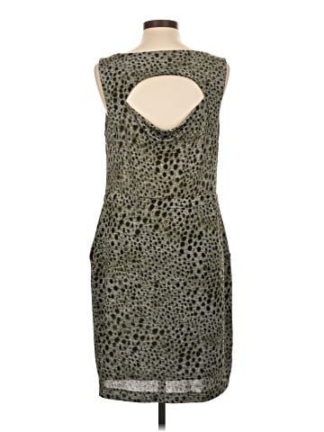 Jennifer Lopez Cocktail Dress (view 2)