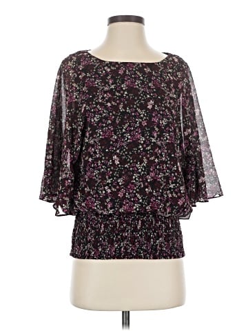 Elizabeth and James 3/4 Sleeve Blouse (view 1)