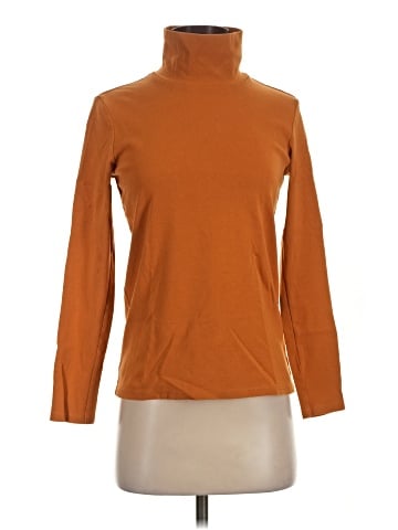 Uniqlo Long Sleeve Turtleneck (view 1)