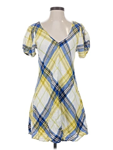 Urban Outfitters Casual Dress (view 1)