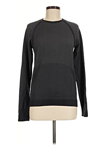 Lululemon Athletica Long Sleeve T-Shirt (view 1)