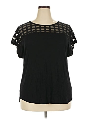 Claudia Richard Short Sleeve T-Shirt (view 1)