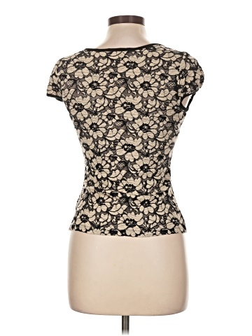 Twenty One Short Sleeve Top (view 2)
