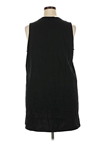 Old Navy Casual Dress (view 2)
