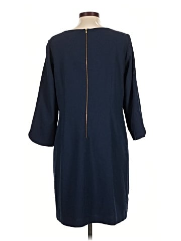 Isabel & Nina Casual Dress (view 2)