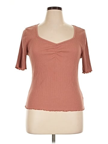 Gap Short Sleeve T-Shirt (view 1)