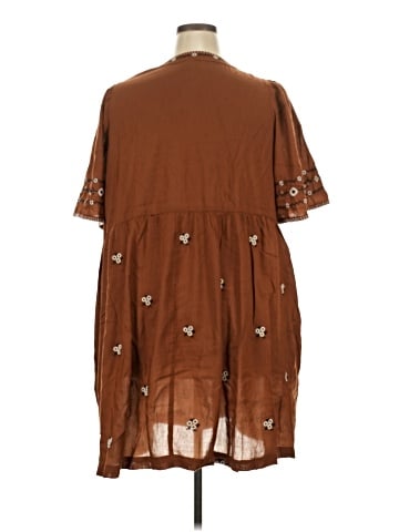 Old Navy Casual Dress (view 2)