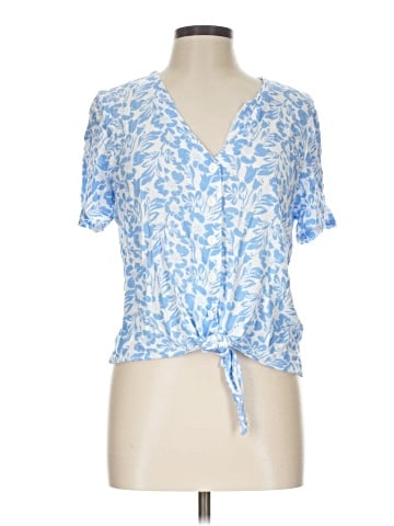 Market and Spruce Short Sleeve Blouse (view 1)