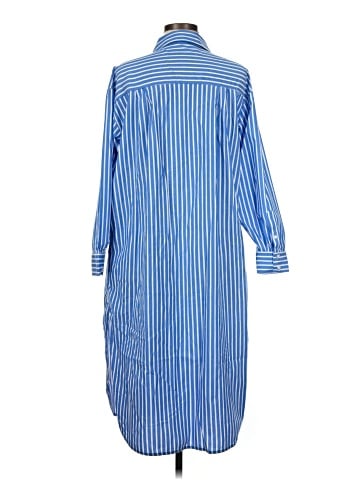 Old Navy Casual Dress (view 2)