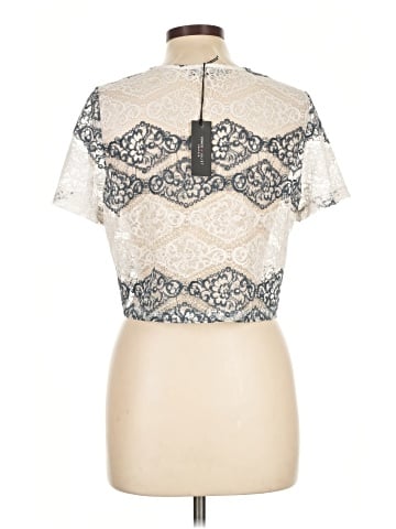 Romeo & Juliet Couture Short Sleeve Top (view 2)