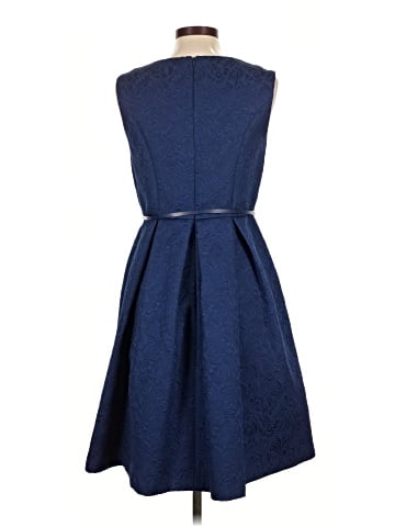 Liz Claiborne Casual Dress (view 2)