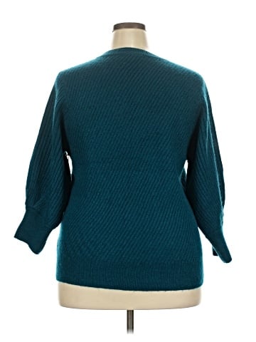 Liz Claiborne Pullover Sweater (view 2)