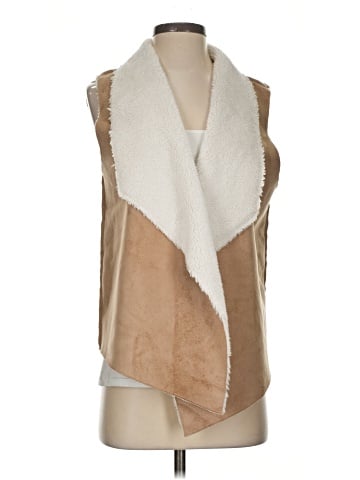 Gap Outlet Faux Fur Vest (view 1)