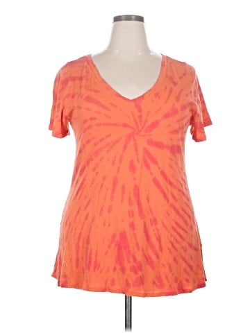 Lularoe Short Sleeve T-Shirt (view 1)
