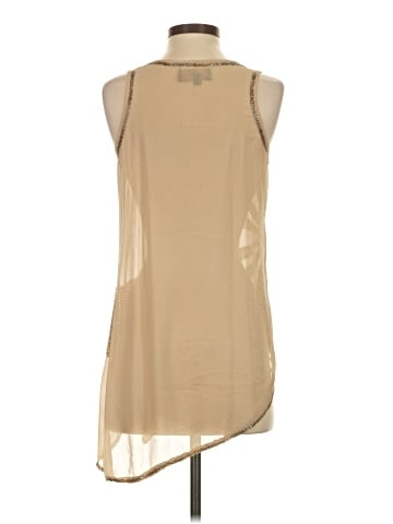 Akiko Sleeveless Blouse (view 2)