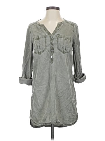 Express 3/4 Sleeve Button-Down Shirt (view 1)
