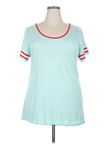 Lularoe Short Sleeve T-Shirt (view 1)