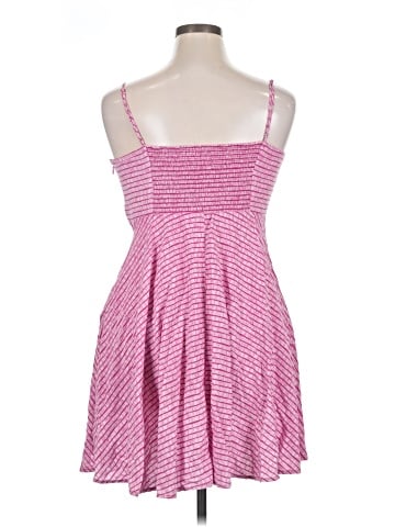 Old Navy Casual Dress (view 2)