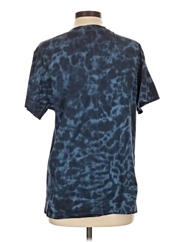 Lululemon Athletica Short Sleeve T-Shirt (view 2)