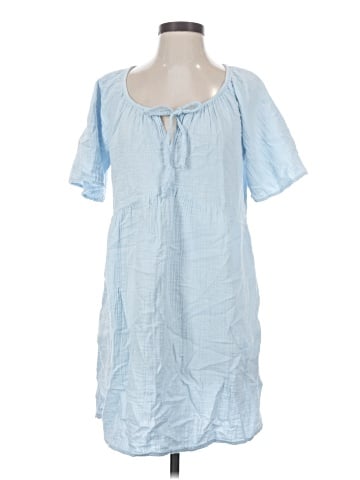 Old Navy Casual Dress (view 1)
