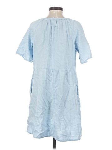 Old Navy Casual Dress (view 2)