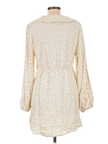 Old Navy Casual Dress (view 2)