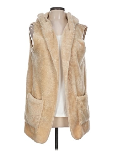 Zenana Outfitters Faux Fur Vest (view 1)