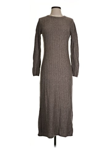 Old Navy Casual Dress (view 1)