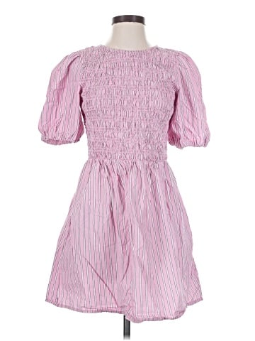 Old Navy Casual Dress (view 1)