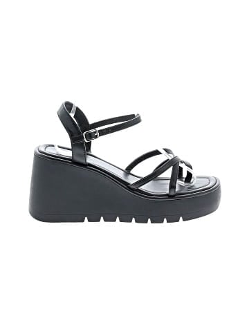 Unbranded Wedges (view 1)