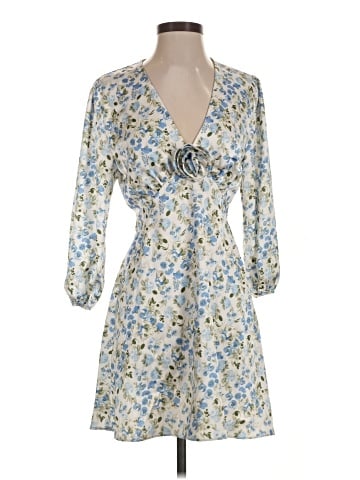 B. Darlin Casual Dress (view 1)