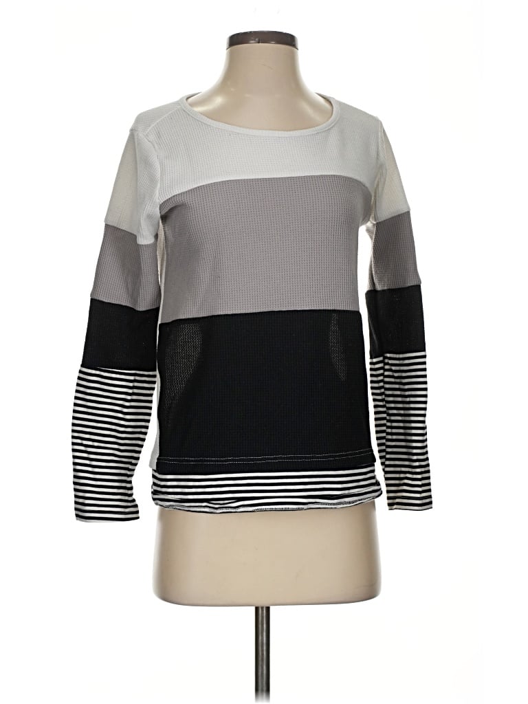 Click to view more detailed imagery on our partner's website Pre-owned Unbranded Pullover Sweater In Gray