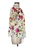 Cupcakes & Cashmere 100% Polyester Floral White Short Sleeve Blouse Size M - photo 4