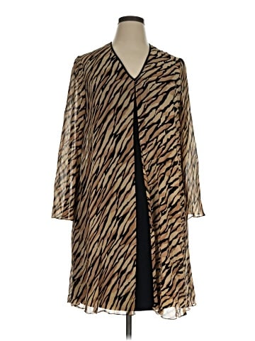 Teri Jon by Rickie Freeman Casual Dress (view 1)
