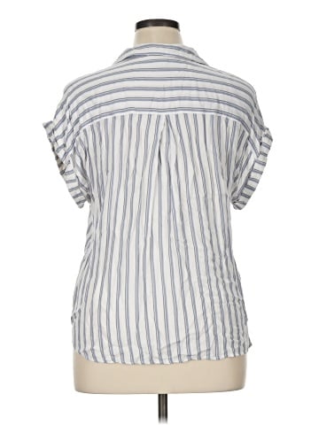 Skies Are Blue Short Sleeve Blouse (view 2)