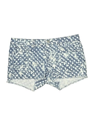 Gap Shorts (view 1)