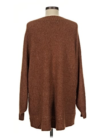 American Eagle Outfitters Pullover Sweater (view 2)