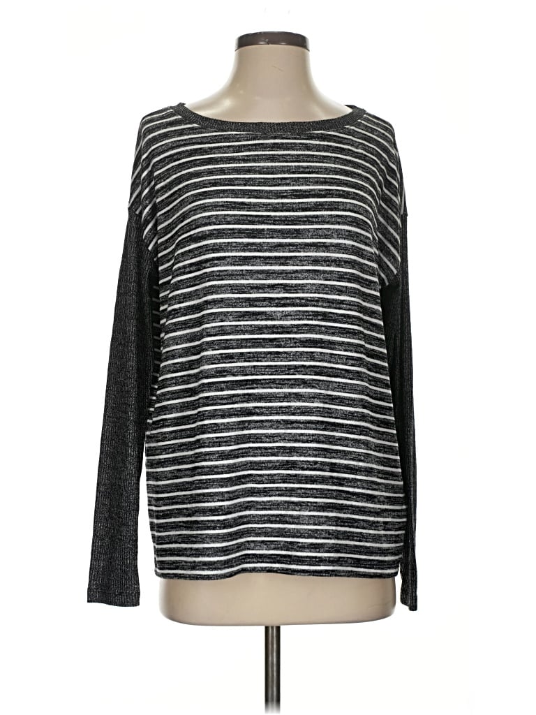 Click to view more detailed imagery on our partner's website Pre-owned Gap Pullover Sweater In Gray