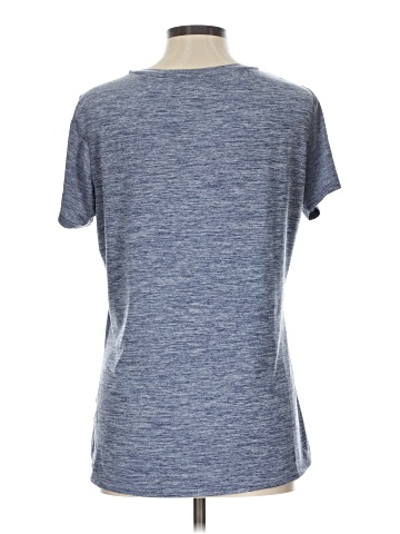 Amazon Essentials Active T-Shirt (view 2)