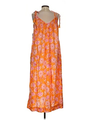 Old Navy Casual Dress (view 2)