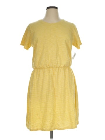 Old Navy Casual Dress (view 1)