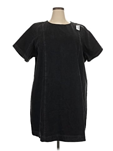 Old Navy Casual Dress (view 1)