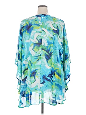 Catherines Poncho (view 2)